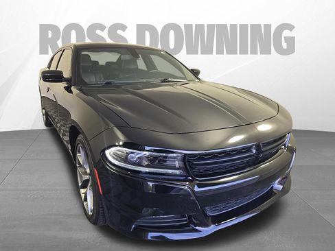 Used 2023 Dodge Charger SXT w/ Plus Group RWD image 3