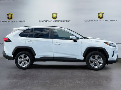 Used 2023 Toyota RAV4 XLE image 6