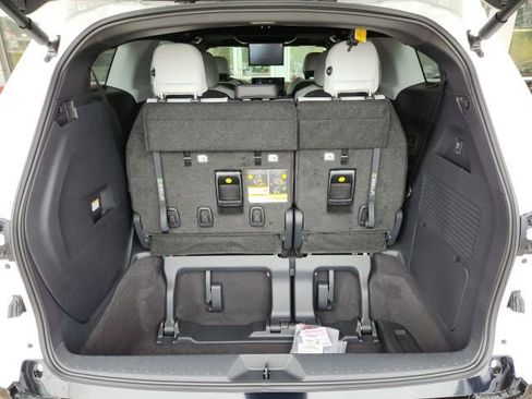 New 2026 Toyota Sienna XSE image 29