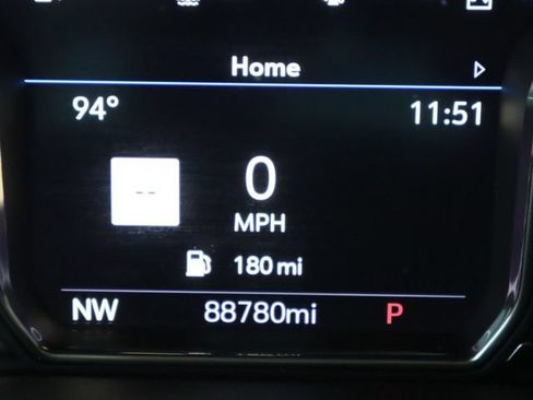 Used 2021 GMC Yukon Denali w/ Denali Premium Package AWD/4WD image 31