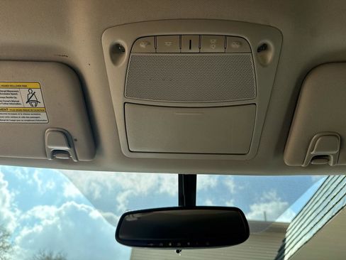 Used 2015 Nissan Murano SL w/ Cargo Package image 12