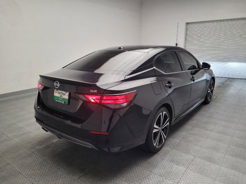 Used 2022 Nissan Sentra SR w/ SR Premium Package FWD image 9