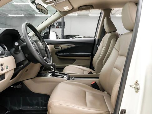 Used 2017 Honda Ridgeline RTL image 3