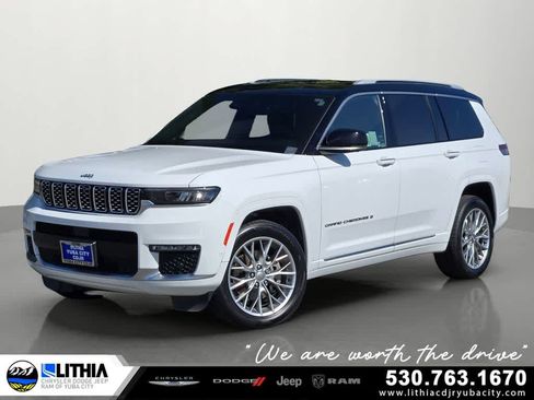 Used 2023 Jeep Grand Cherokee L Summit RWD image 1