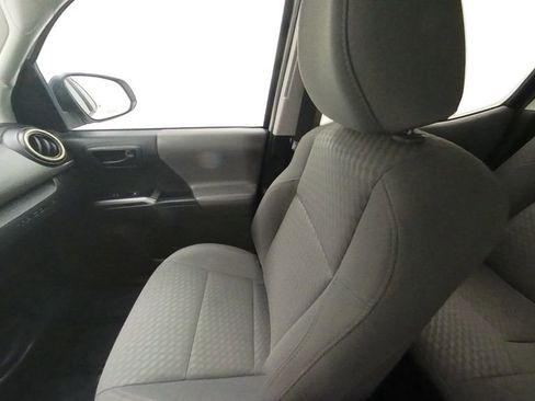 Used 2023 Toyota Tacoma SR5 w/ Technology Package image 23