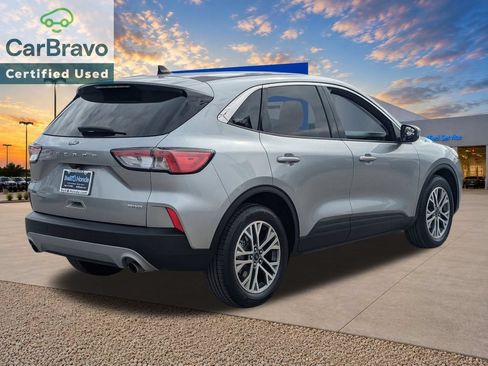 Used 2022 Ford Escape SEL FWD image 4