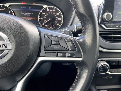 Used 2022 Nissan Altima 2.5 SR w/ Midnight Edition Package image 25