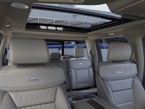 New 2026 Ford F450 Platinum image 22