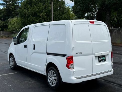 Used 2020 Nissan NV200 SV FWD image 4