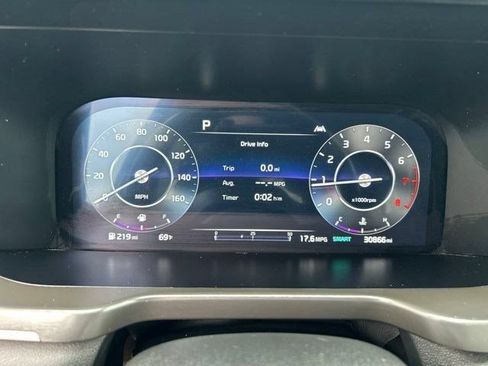 Used 2023 Kia Sorento SX AWD/4WD image 14