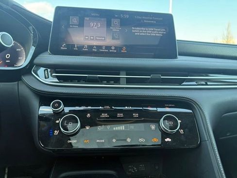 Certified 2023 INFINITI QX60 Sensory w/ Cargo Package image 18