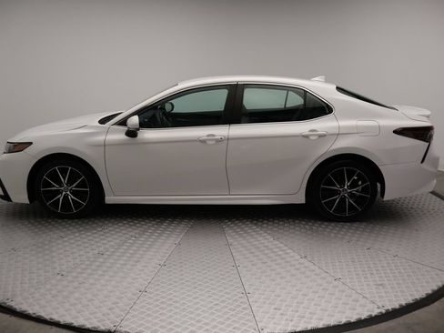 Certified 2023 Toyota Camry SE FWD image 12