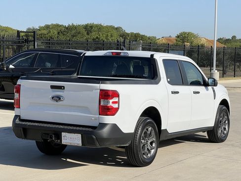 Used 2024 Ford Maverick XLT w/ Equipment Group 300A Standard AWD/4WD image 4