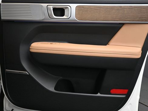 New 2026 Hyundai Santa Fe Limited AWD/4WD image 11