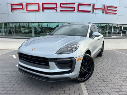 Used 2022 Porsche Macan w/ Premium Package Plus