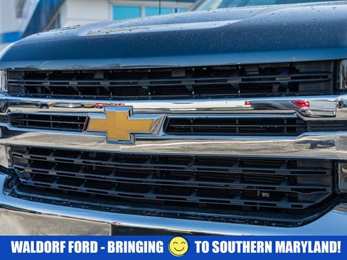 Used 2022 Chevrolet Silverado 1500 LT image 11