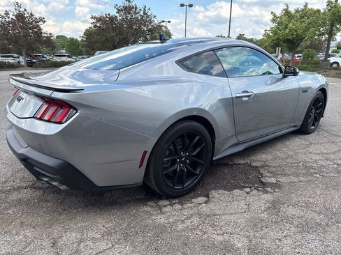 Used 2025 Ford Mustang GT Premium RWD image 10
