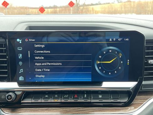 Used 2024 Chevrolet Silverado 1500 LT image 25