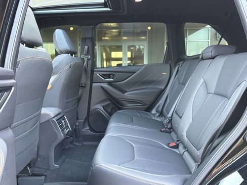 Used 2023 Subaru Forester Wilderness w/ Wilderness Package AWD/4WD image 10