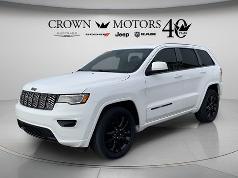 Used 2020 Jeep Grand Cherokee Altitude AWD/4WD image 1