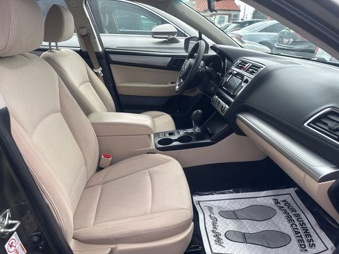 Used 2019 Subaru Outback 2.5i AWD/4WD image 32