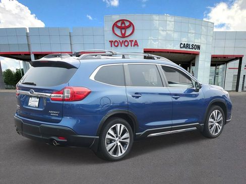 Used 2022 Subaru Ascent Limited w/ Technology Package AWD/4WD image 5