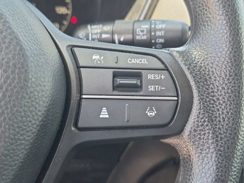Certified 2024 Honda CR-V EX image 10