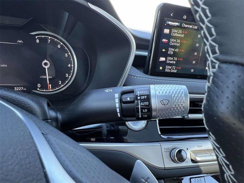 Certified 2025 Genesis G70 3.3T Advanced image 29