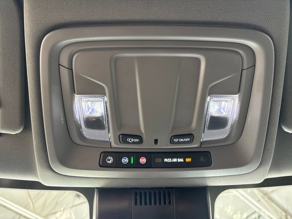 Used 2024 Chevrolet Silverado 1500 LT AWD/4WD image 28