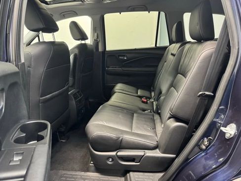 Used 2022 Honda Pilot Touring image 30