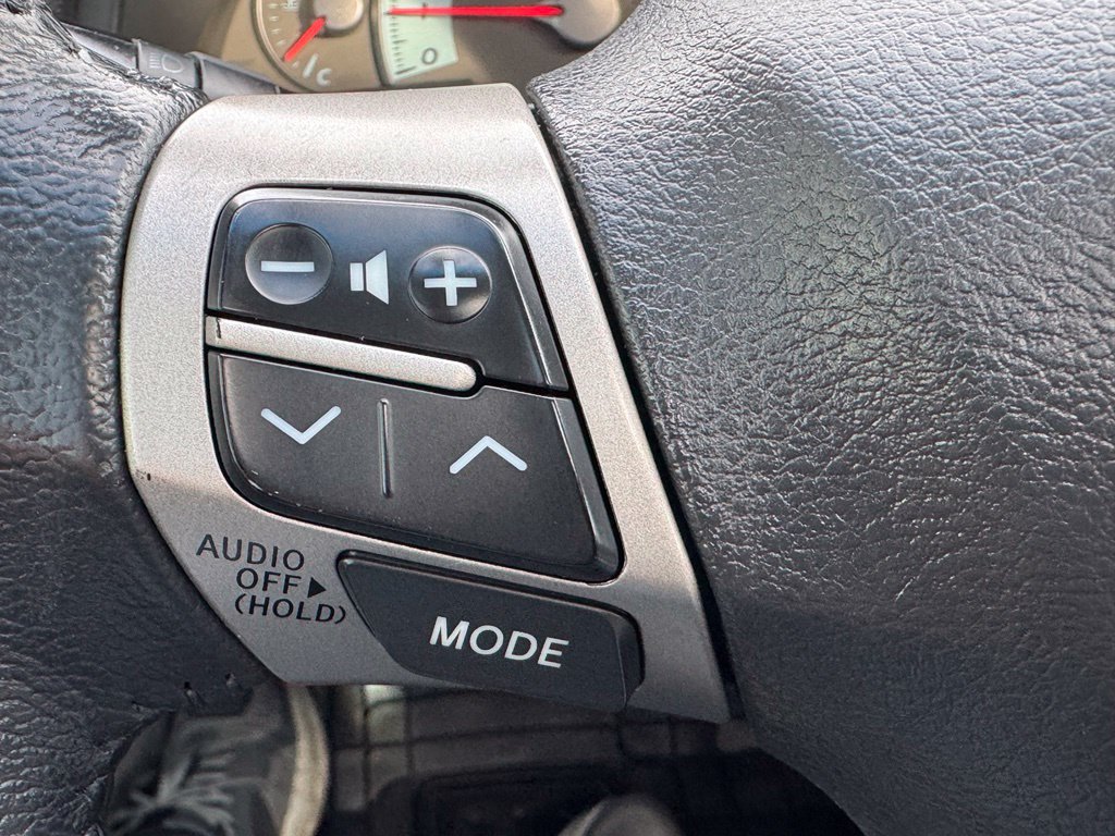 Used 2010 Toyota Camry SE FWD image 17