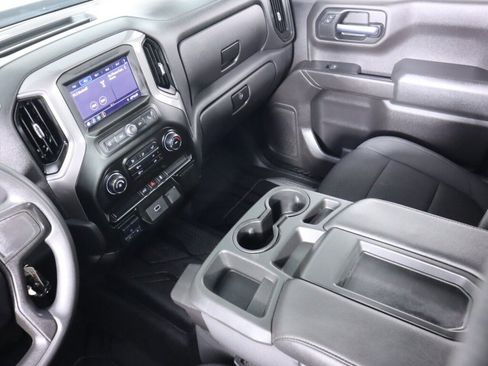 Used 2019 Chevrolet Silverado 1500 Custom w/ Custom Max Trailering Package image 29