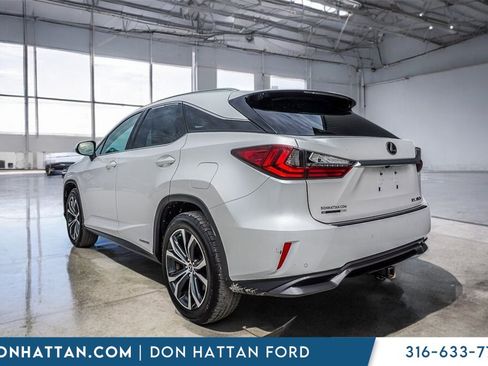 Used 2019 Lexus RX 450h AWD image 33