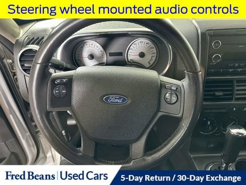 Used 2009 Ford Explorer Sport Trac XLT AWD/4WD image 13