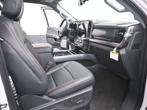 New 2026 Ford F250 Lariat w/ Black Appearance Package AWD/4WD image 24