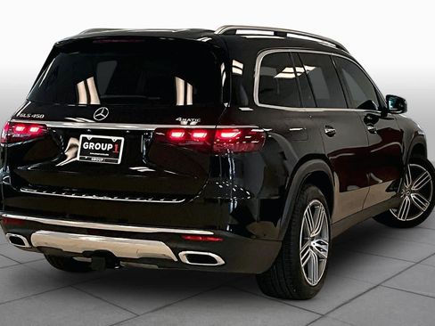 Used 2025 Mercedes-Benz GLS 450 4MATIC image 12