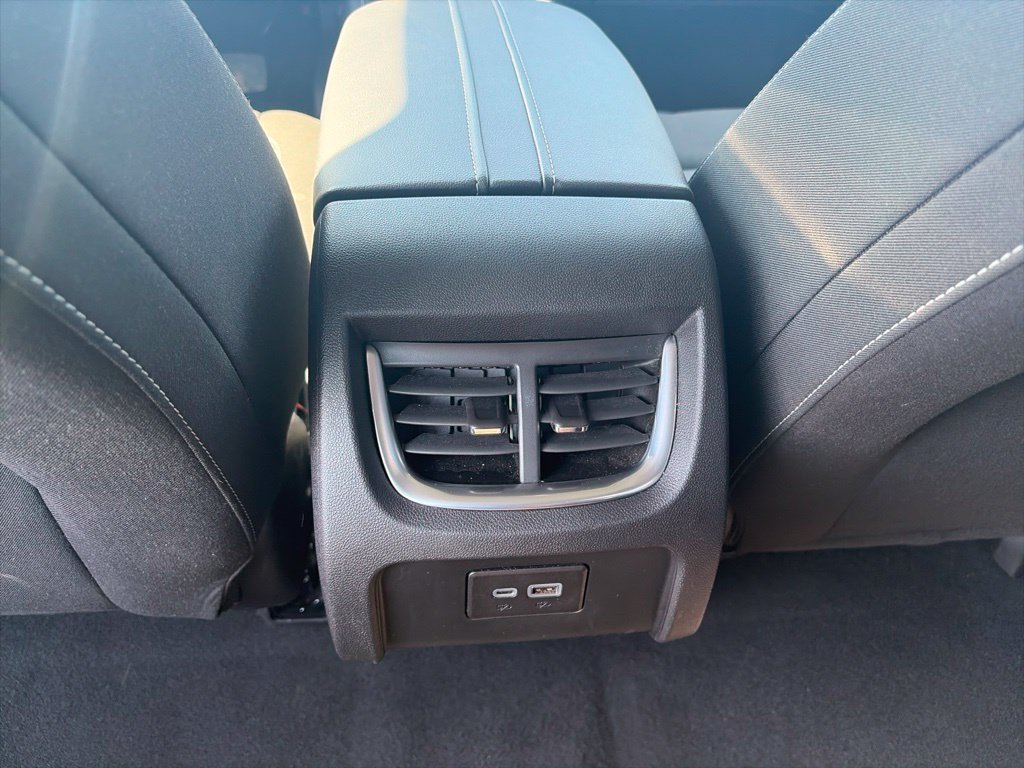 Used 2025 Chevrolet Blazer LT AWD/4WD image 13
