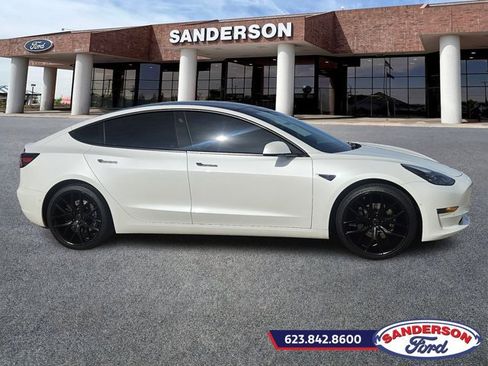 Used 2022 Tesla Model 3 Long Range image 2