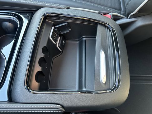 New 2026 Chrysler Pacifica Limited w/ S Appearance Package image 44