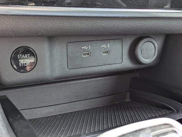 Used 2024 Nissan Rogue S FWD image 22