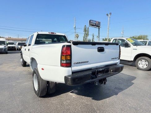 Used 2006 Chevrolet Silverado 3500 W/T w/ Heavy-Duty Power Package image 8