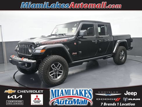 Used 2026 Jeep Gladiator Mojave AWD/4WD image 1