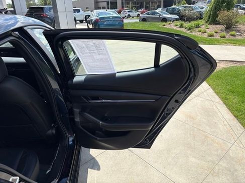 Used 2023 MAZDA MAZDA3 s FWD image 20