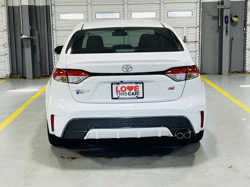 Used 2021 Toyota Corolla SE image 17