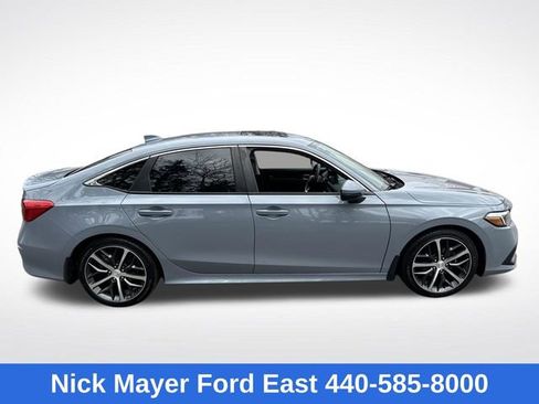 Used 2024 Honda Civic Touring image 9
