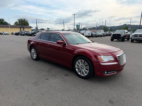Used 2013 Chrysler 300 AWD w/ Driver Convenience Group image 3
