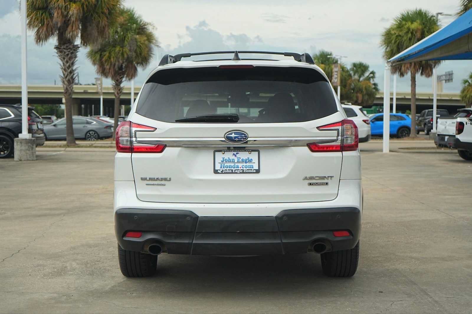 Used 2023 Subaru Ascent Touring AWD/4WD image 5