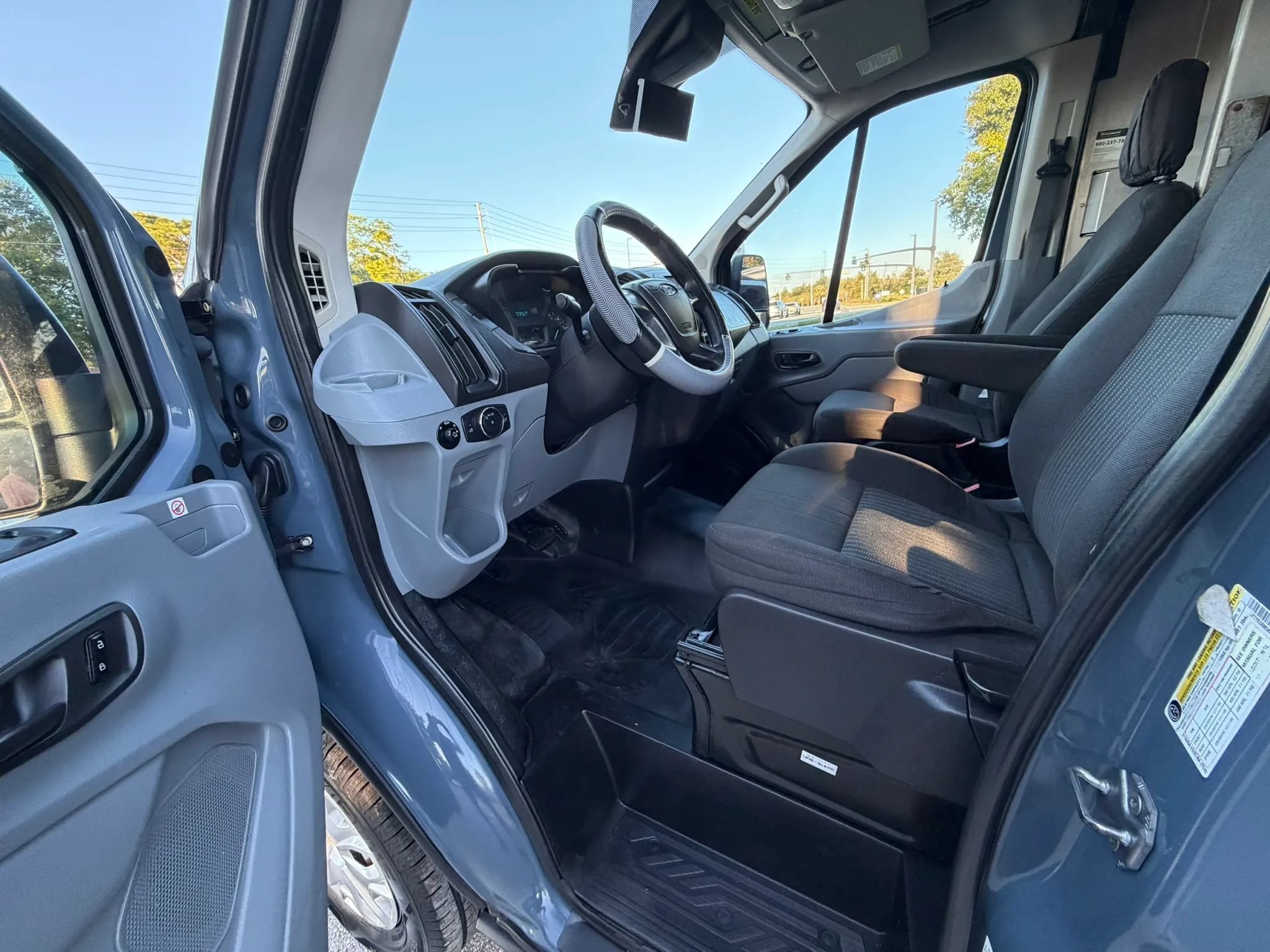 Used 2019 Ford Transit 250 148 High Roof Extended RWD image 10