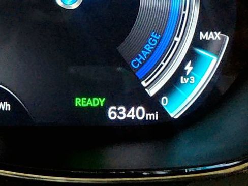 Used 2025 Genesis Electrified GV70 w/ Prestige Package AWD/4WD image 56