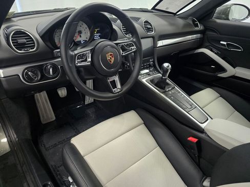 Certified 2025 Porsche 718 Cayman S image 4